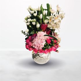 Warm Heart, pink, white, vase, for her, female, lily, lilies, rose, hydrangea, cymbidium, tulip, mother, Birthday, Congratulations, Engagement, Graduation, Mother's-Day, baby, new-born, New-Baby, pink-october, breast-cancer, breast-cancer-awareness, pink-