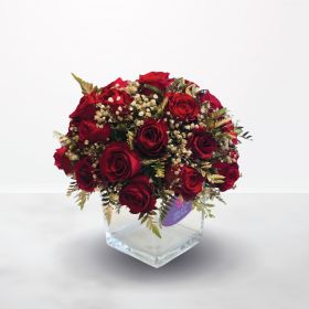 Heart Beats, red, rose, roses, red-roses, vase, valentine, unisex, female, male, for him, for her, saudi, ksa, delivery, online, sameday, same-day, flowers, flora, flow, floral, florist, saudi-florist, online-flowers-ksa, flowers-online, Riyadh-flowers, f