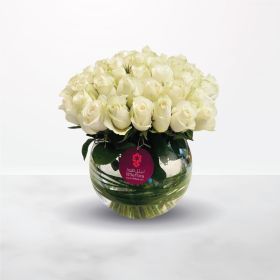 home-decor, white, rose, roses, vase, for her, female, mother, Best Wishes, Father's Day, Get Well, Mother's Day, New Baby, Teacher's Day, Wedding, saudi-founding-day, ksa-founding-day, founding-day-flowers-riyadh, saudi, ksa, delivery, online, sameday, s